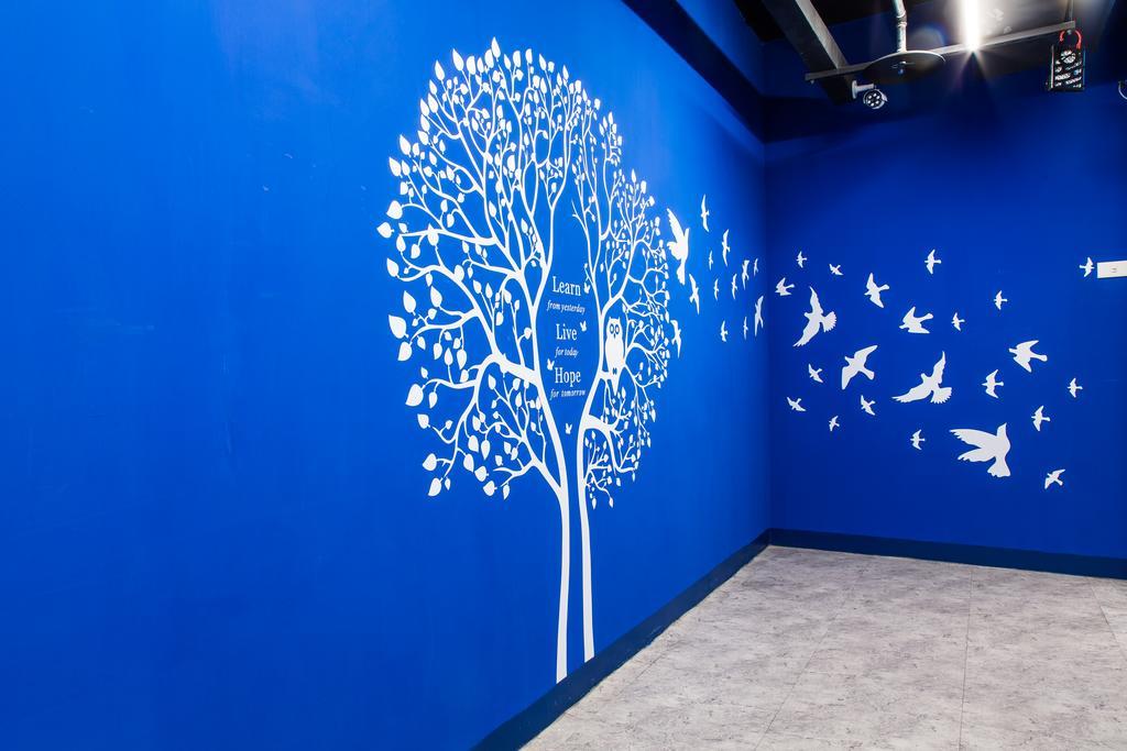 Pathways Hostel Kaohsiung Exterior photo
